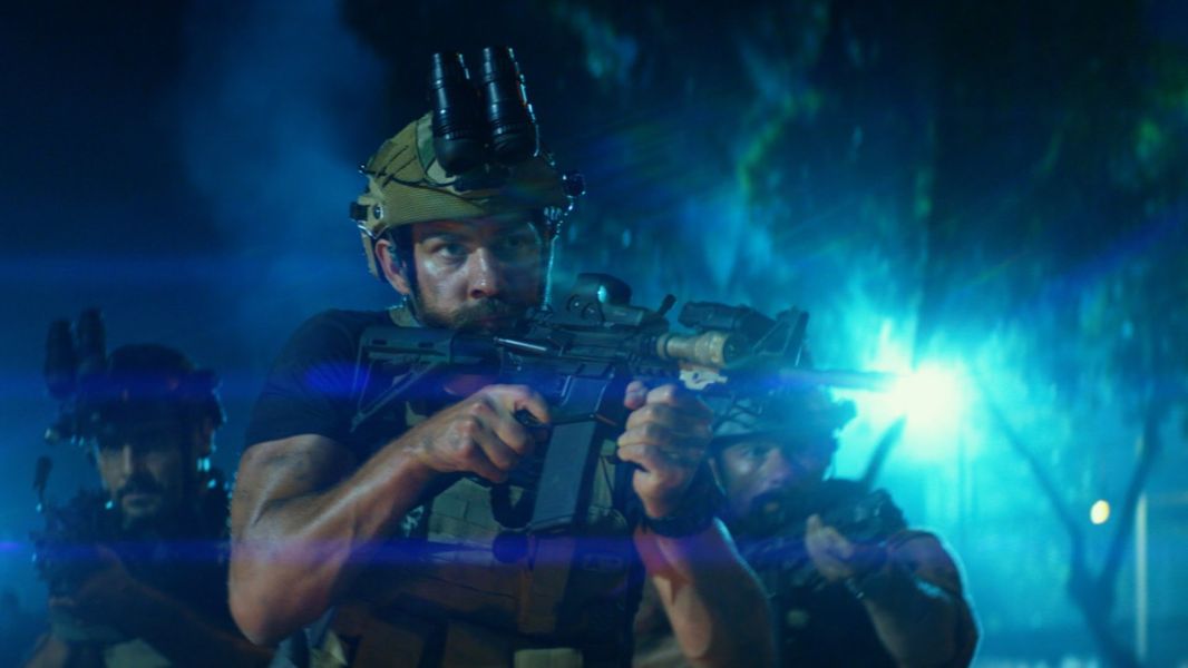 13 Hours: The Secret Soldiers of Benghazi Poster